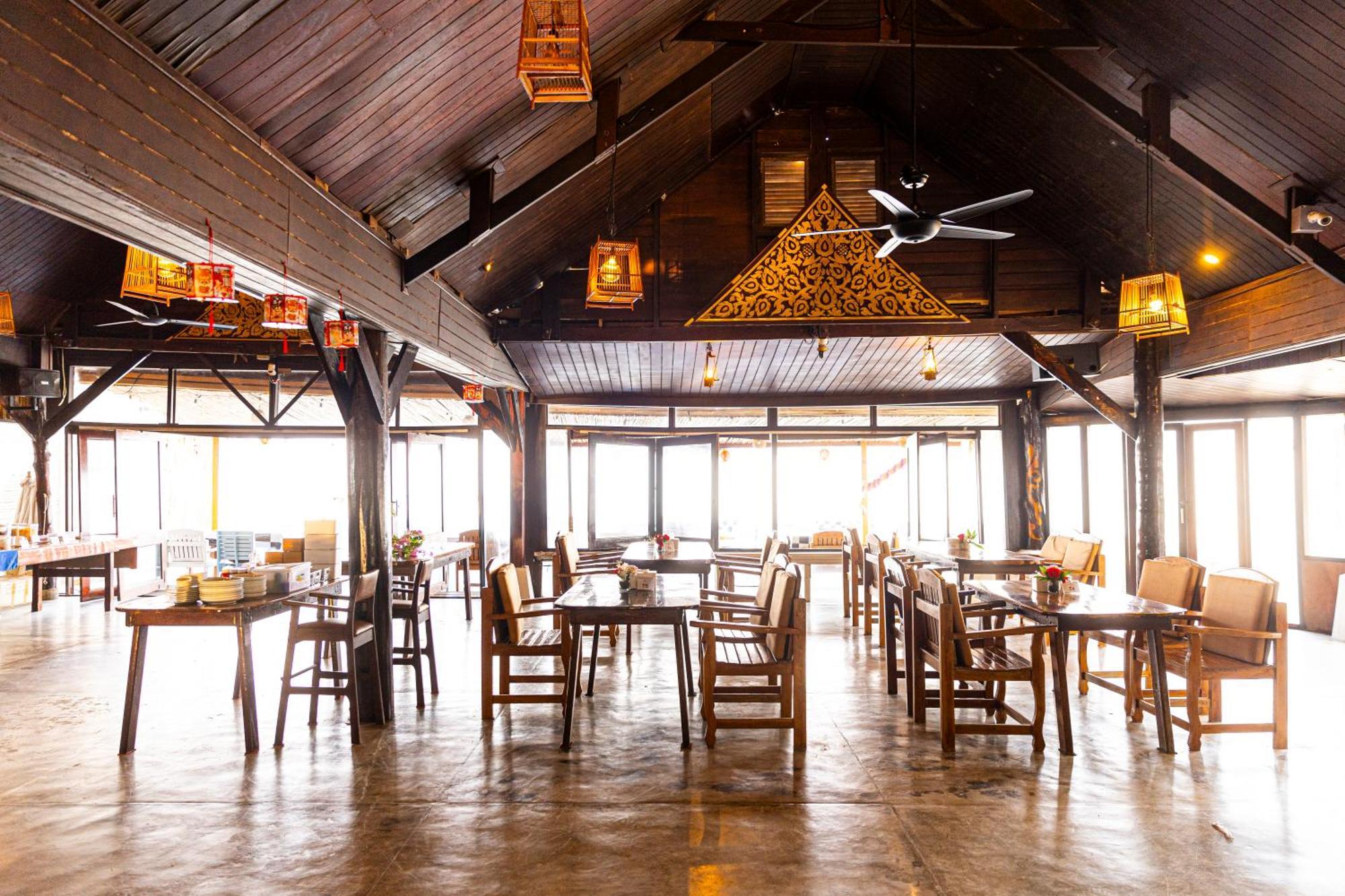 Lipa Lodge Beach Resort Lipa Noi Luaran gambar