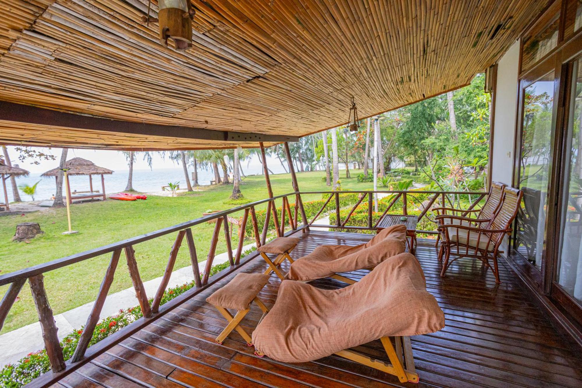 Lipa Lodge Beach Resort Lipa Noi Luaran gambar